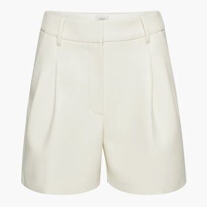 Aritzia Effortless Short in cream